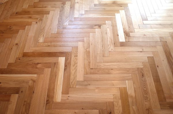 ナラのヘリンボーン現場見学