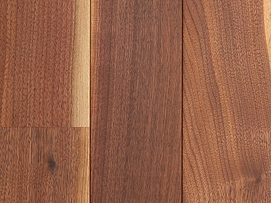 伊勢通の高品質なフローリングの技術をベースに壁・天井材としてのパネリングも好評をいただいています。
企業努力により価格も比較的リーズナブルになっています。