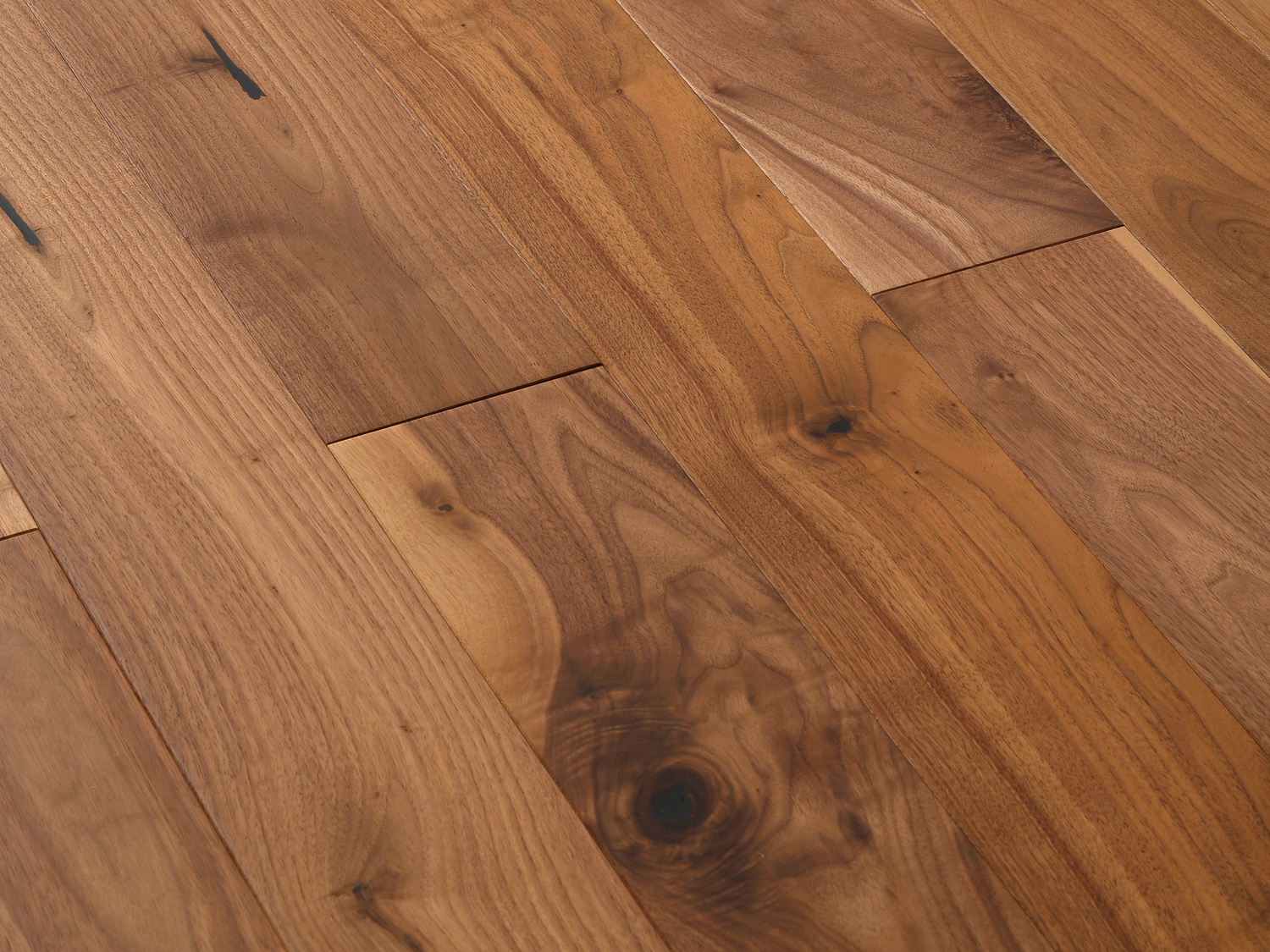 ラスティックなグレードの複合フローリング ウォールナット