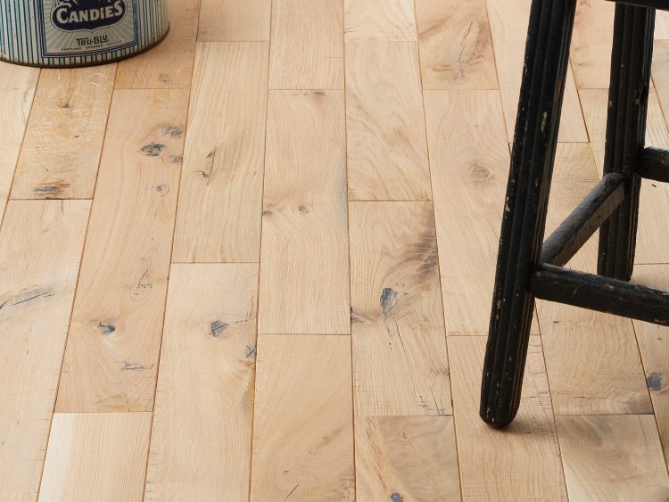 【新商品情報】 鋸挽きオーク／乱尺　無垢フローリング