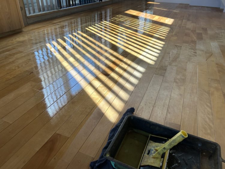 無垢フローリング滑り止めオイル施工事例の紹介（愛知県名古屋市・マンション）