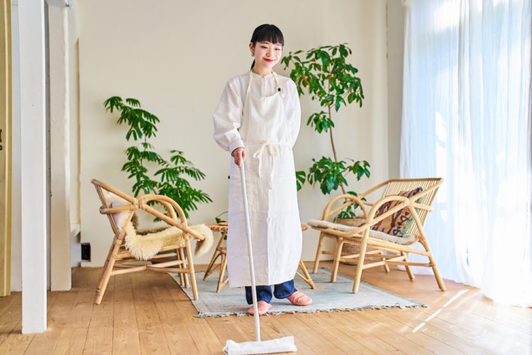 大掃除のついでに、無垢フローリングを滑りにくくする簡単メンテナンス